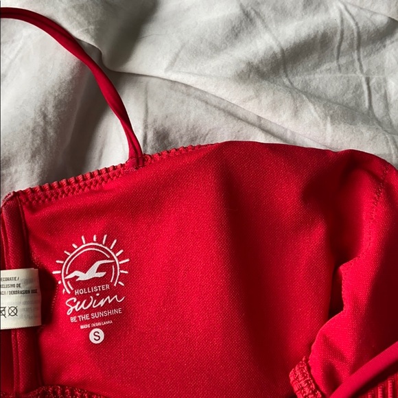 Red Ribbed Hollister Bikini - Picture 3 of 4